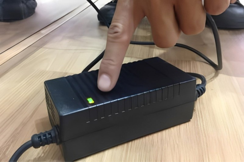 Hướng dẫn cách sạc xe điện đúng cách và an toàn