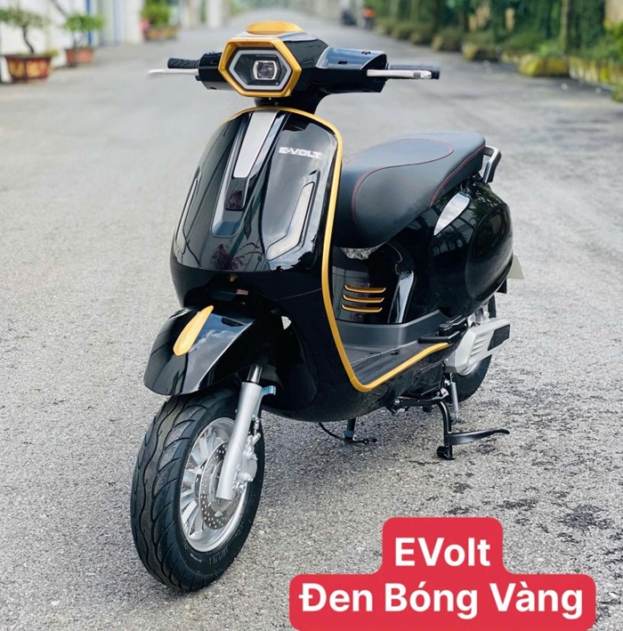 HTC EVOLT - Sang trọng hiện đại