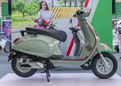 HTC EVOLT - Sang trọng hiện đại